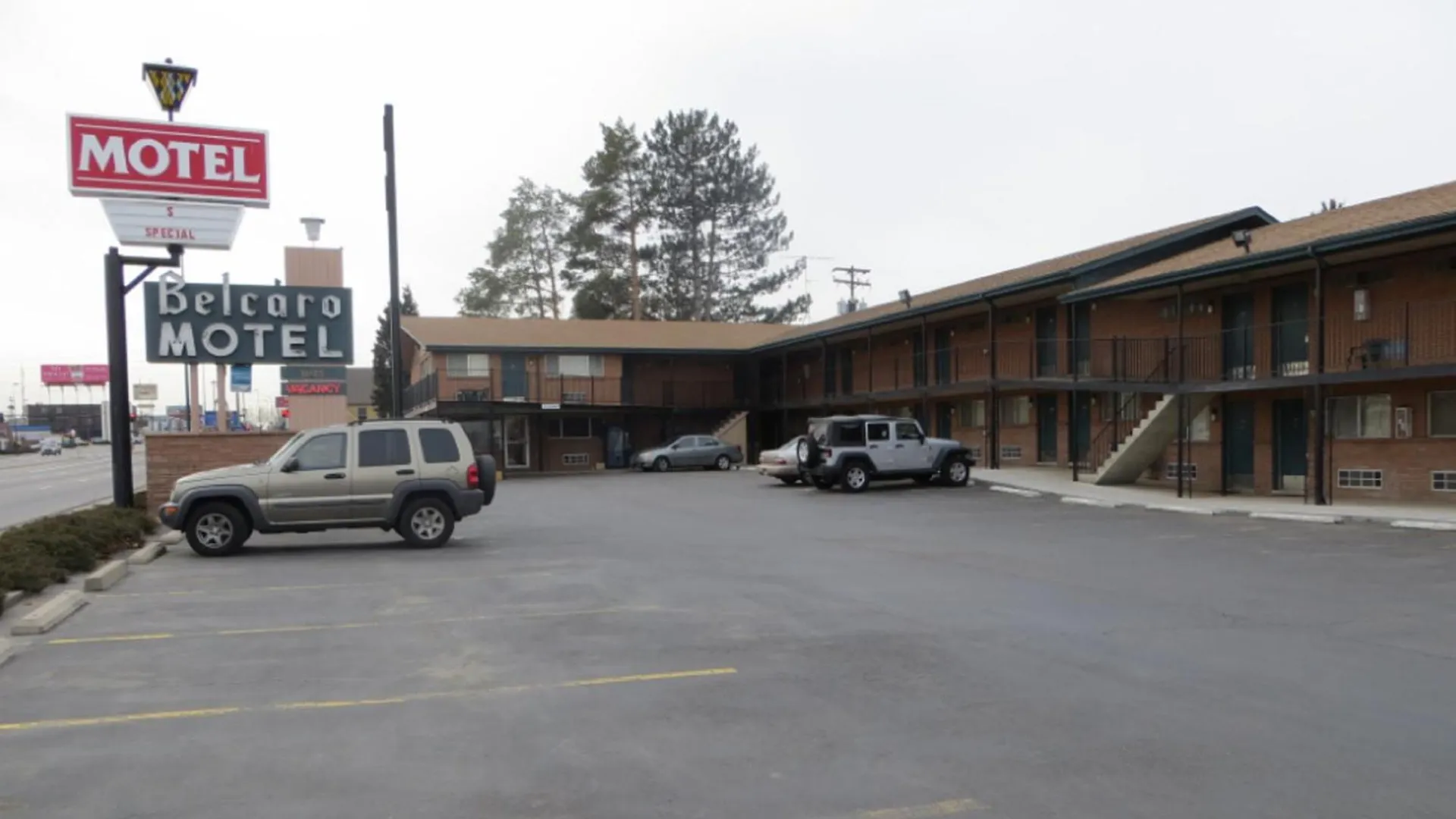 Belcaro Motel contacts